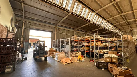 27 Crucible Rd, Heriotdale has a 1176m² Warehouse Available To Let (30)